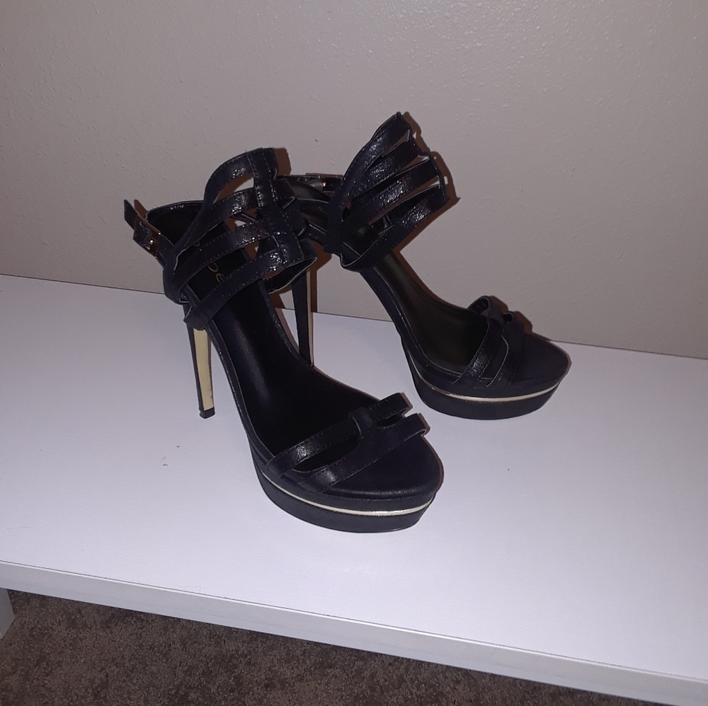 Bebe black stillettos